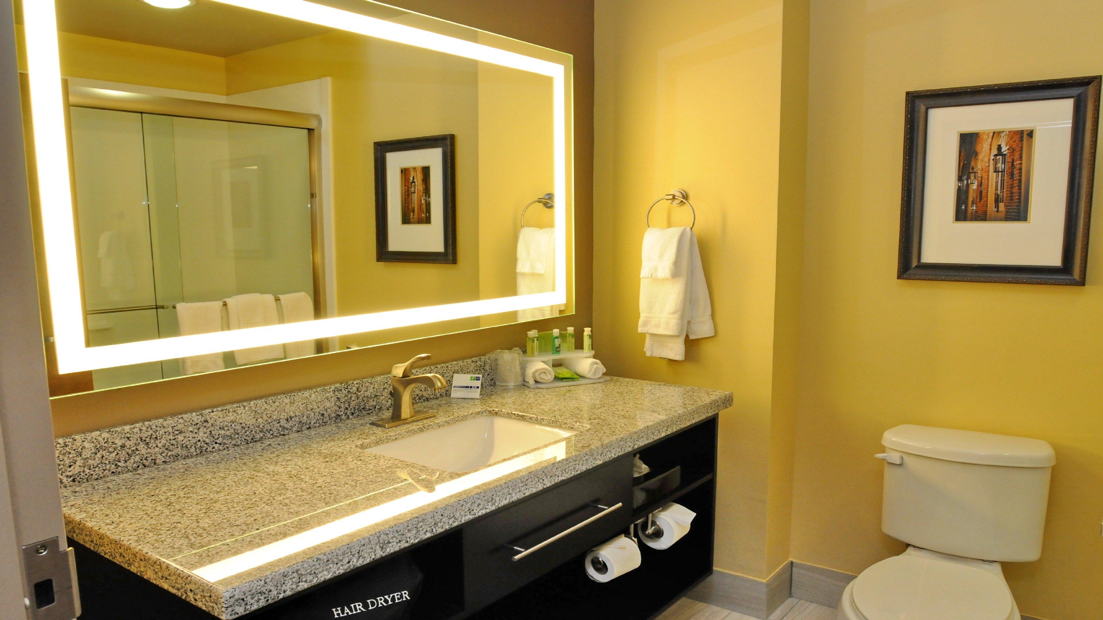 Holiday Inn Express Covington-Madisonville By Ihg Екстер'єр фото